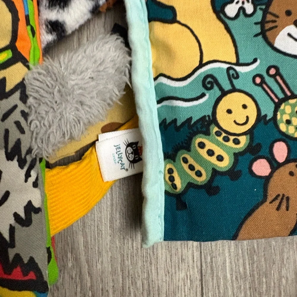 Jellycat Colorful Animal Tails Soft Book 6 books - Picture 5 of 5